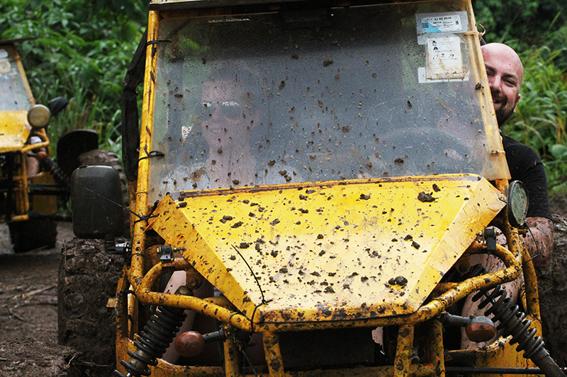 Mud Buggies : Rarotonga : Business News Photos : Richard Moore : Photographer